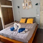 La Maison Aquarelle -climatisation-wifi -5 Pers Servian